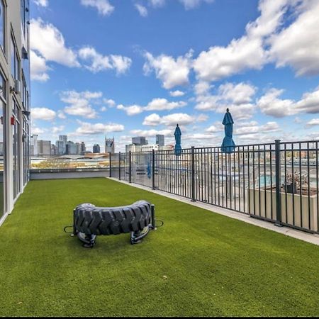 Spacious Castle W Gym Pool Free Parking I Walk To Dowtown N Broadway Nashville Bagian luar foto